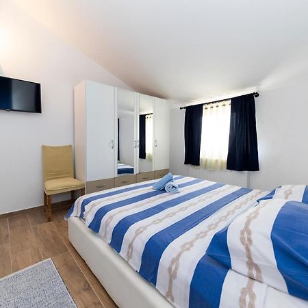 Apartman Lana Biograd Na Moru Zewnętrze zdjęcie
